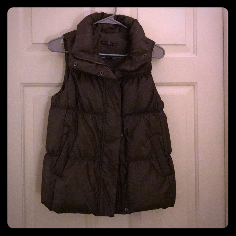 GAP Puffy Grey/Brown Vest
